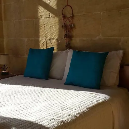 Ta Rozina Farmhouse * Qala