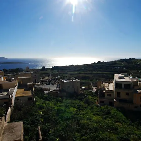 Ta Rozina Farmhouse * Qala